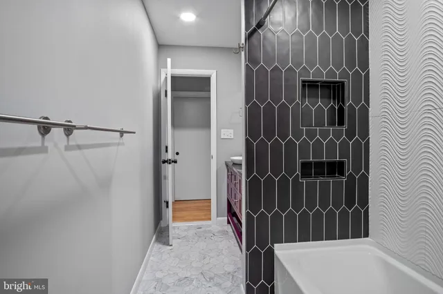 $5,000 | 634 Springvale Road, Great Falls, VA 22066