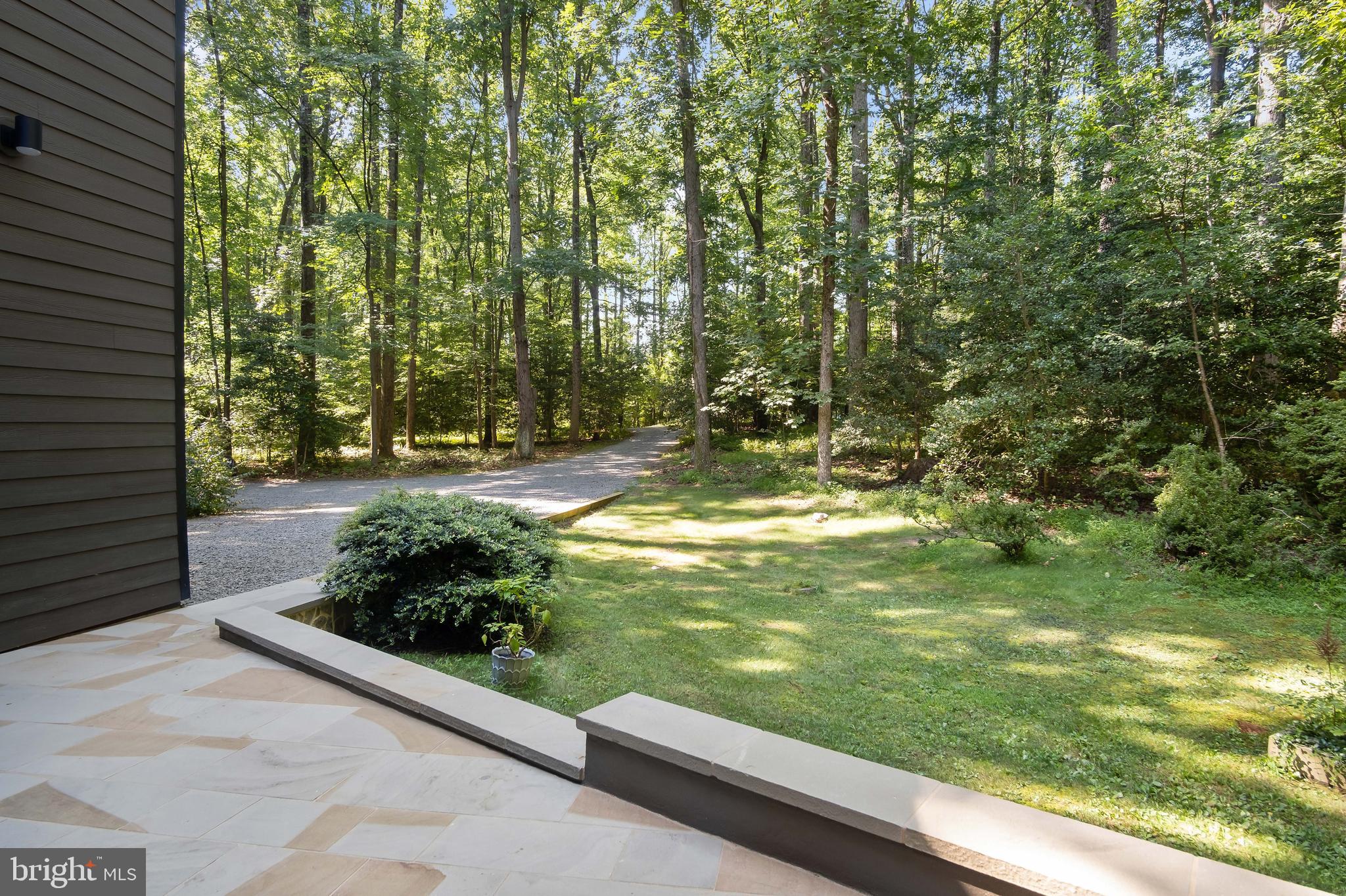 634 Springvale Road Great Falls, VA 22066 - Photo 6 of 67