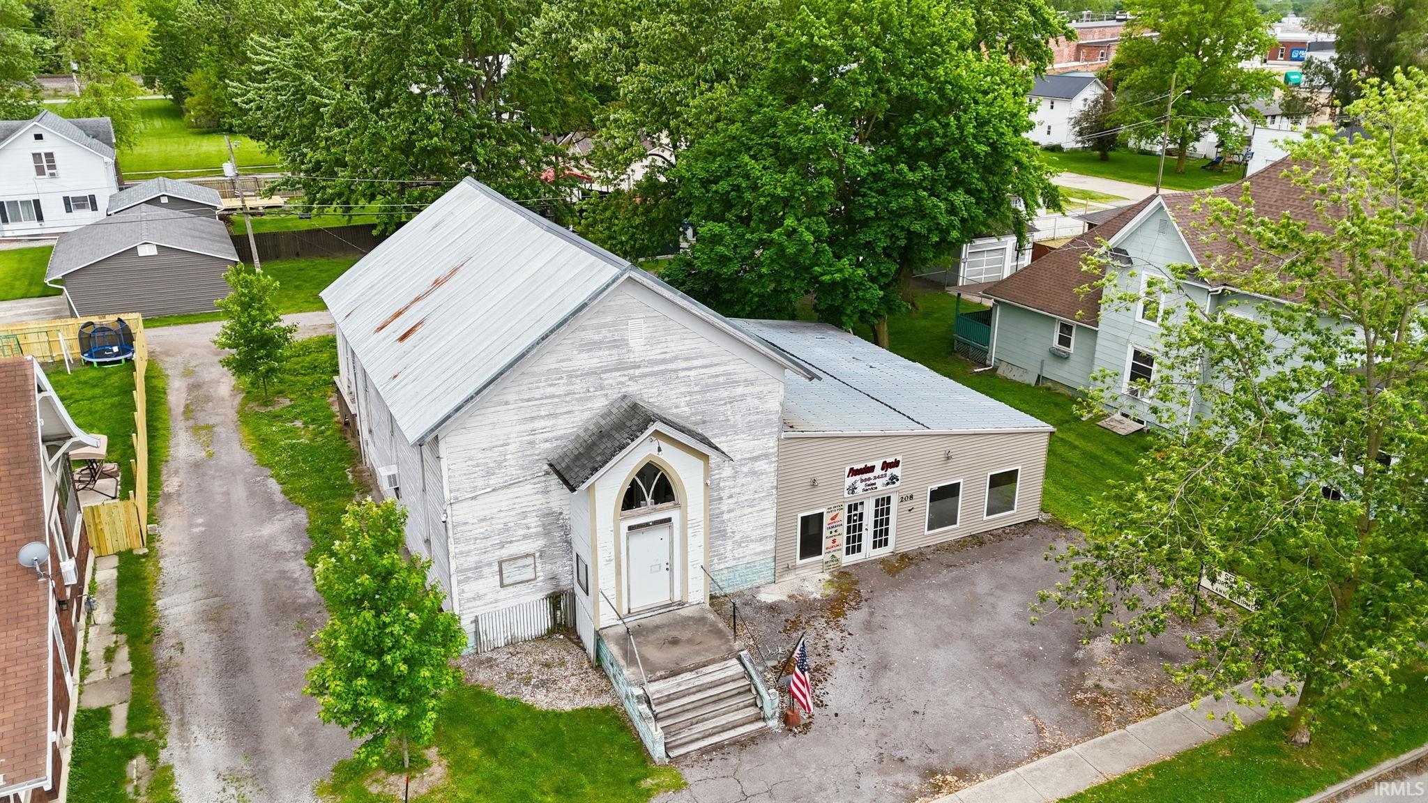 208 East Main Street Butler, IN 46721 - Photo 4 of 21