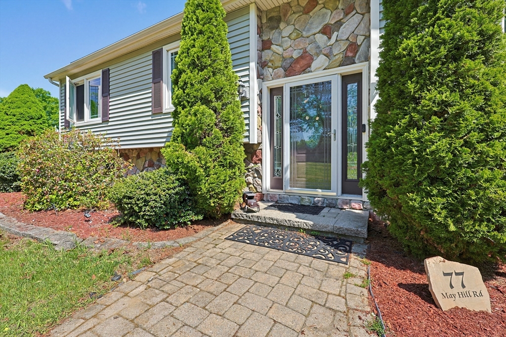 77 May Hill Road Monson, MA 01057 - Photo 4 of 36