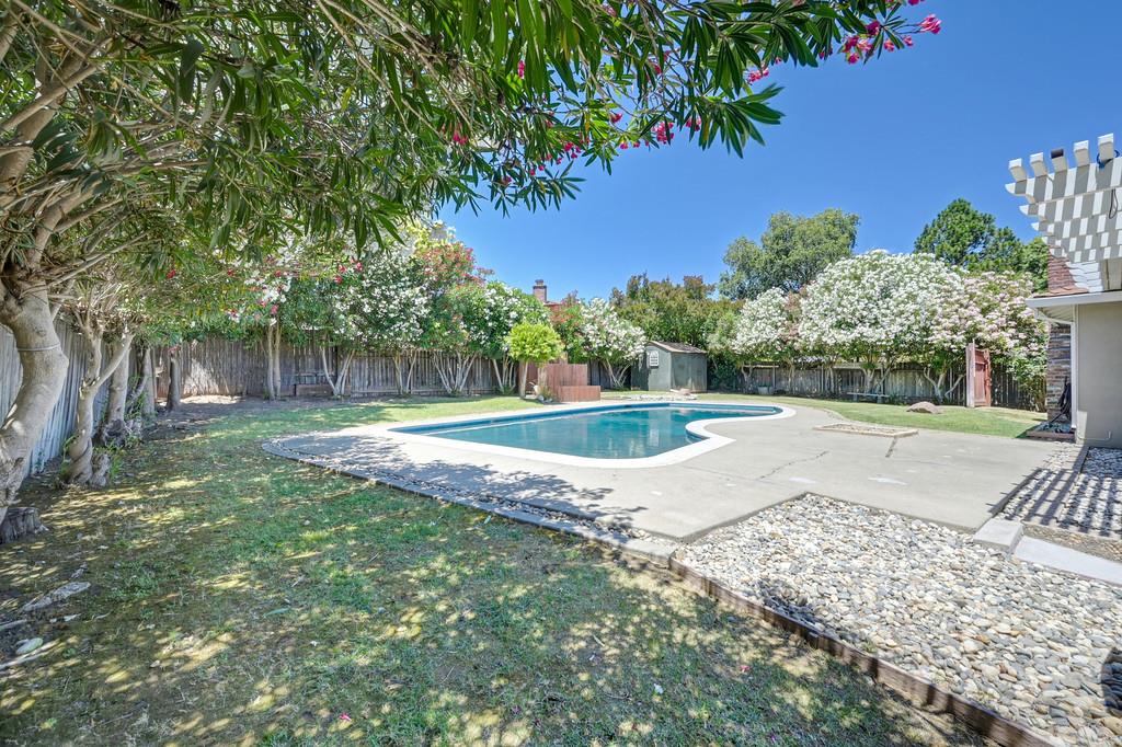 3517 Ronk Way Sacramento, CA 95821 - Photo 67 of 88