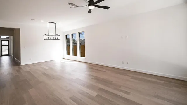 $472,900 | 251 Basket Flower Loop, Kyle, TX 78640