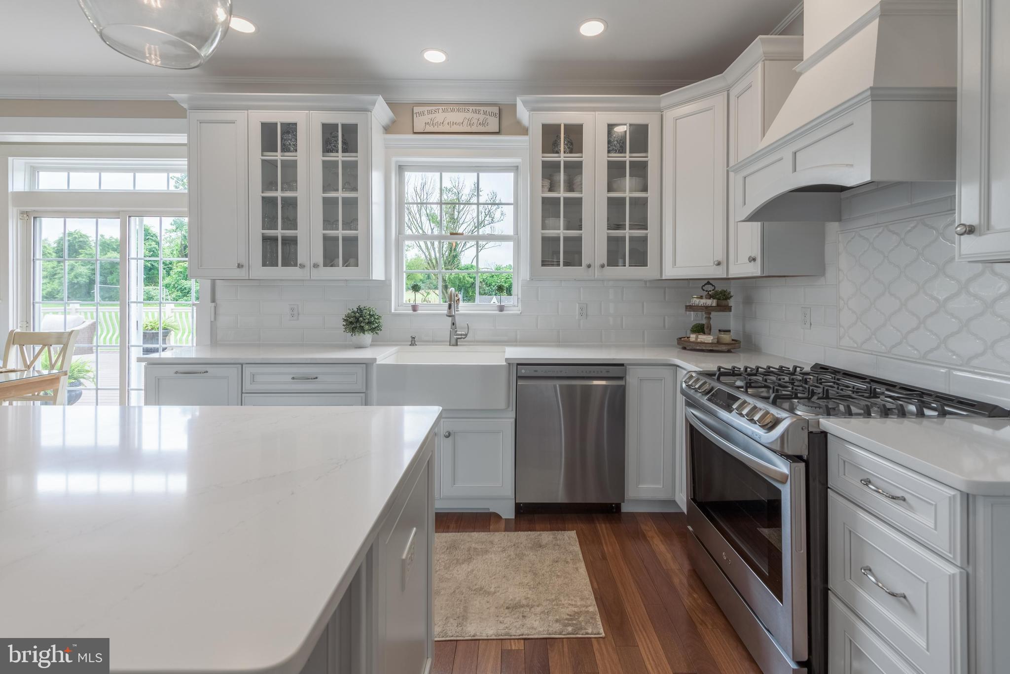 714 Elaine Drive Mickleton, NJ 08056 - Photo 12 of 48 SS appliances