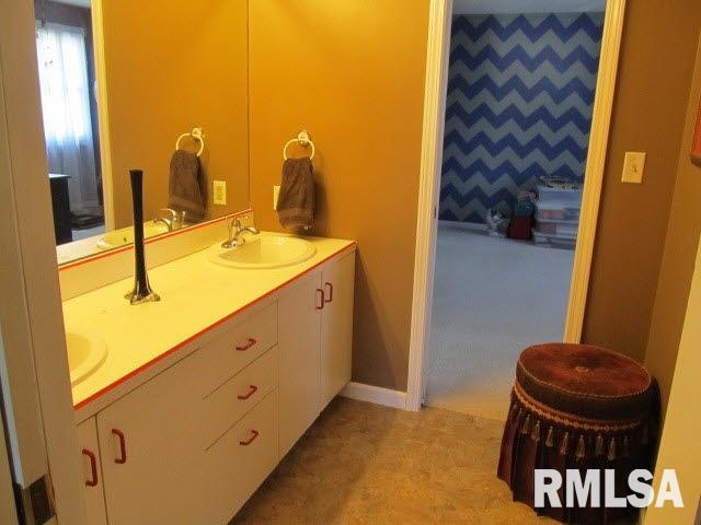 37 Country Club Road Mount Vernon, IL 62864 - Photo 21 of 44 Gallery Image 21