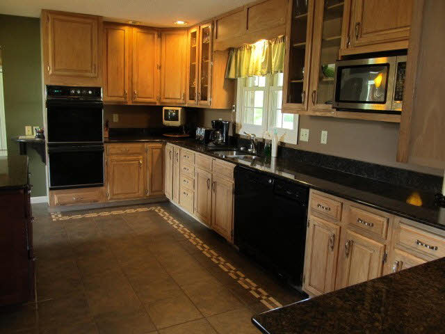 37 Country Club Road Mount Vernon, IL 62864 - Photo 8 of 44 Gallery Image 8