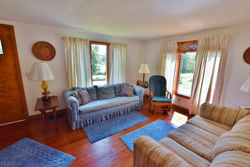 7044 Forest Road Southwest Dellroy, OH 44620 - Photo 8 of 32 Gallery Image 8
