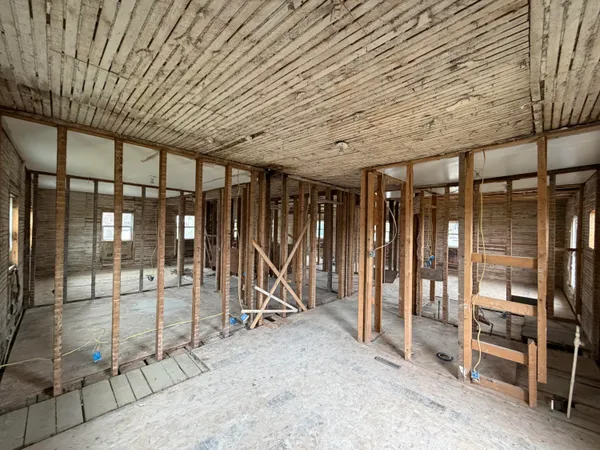 $99,000 | 8 Robinson Road, Blaine, ME 04734