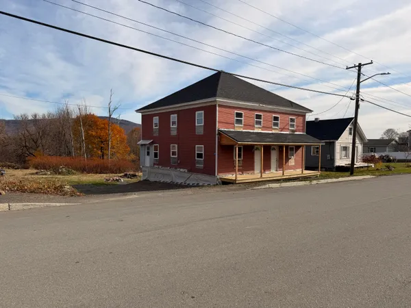 $99,000 | 8 Robinson Road, Blaine, ME 04734