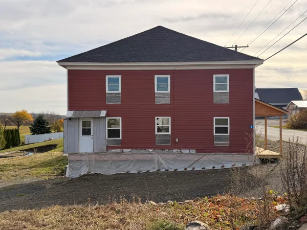 $99,000 | 8 Robinson Road, Blaine, ME 04734