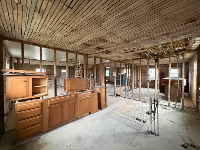 $99,000 | 8 Robinson Road, Blaine, ME 04734