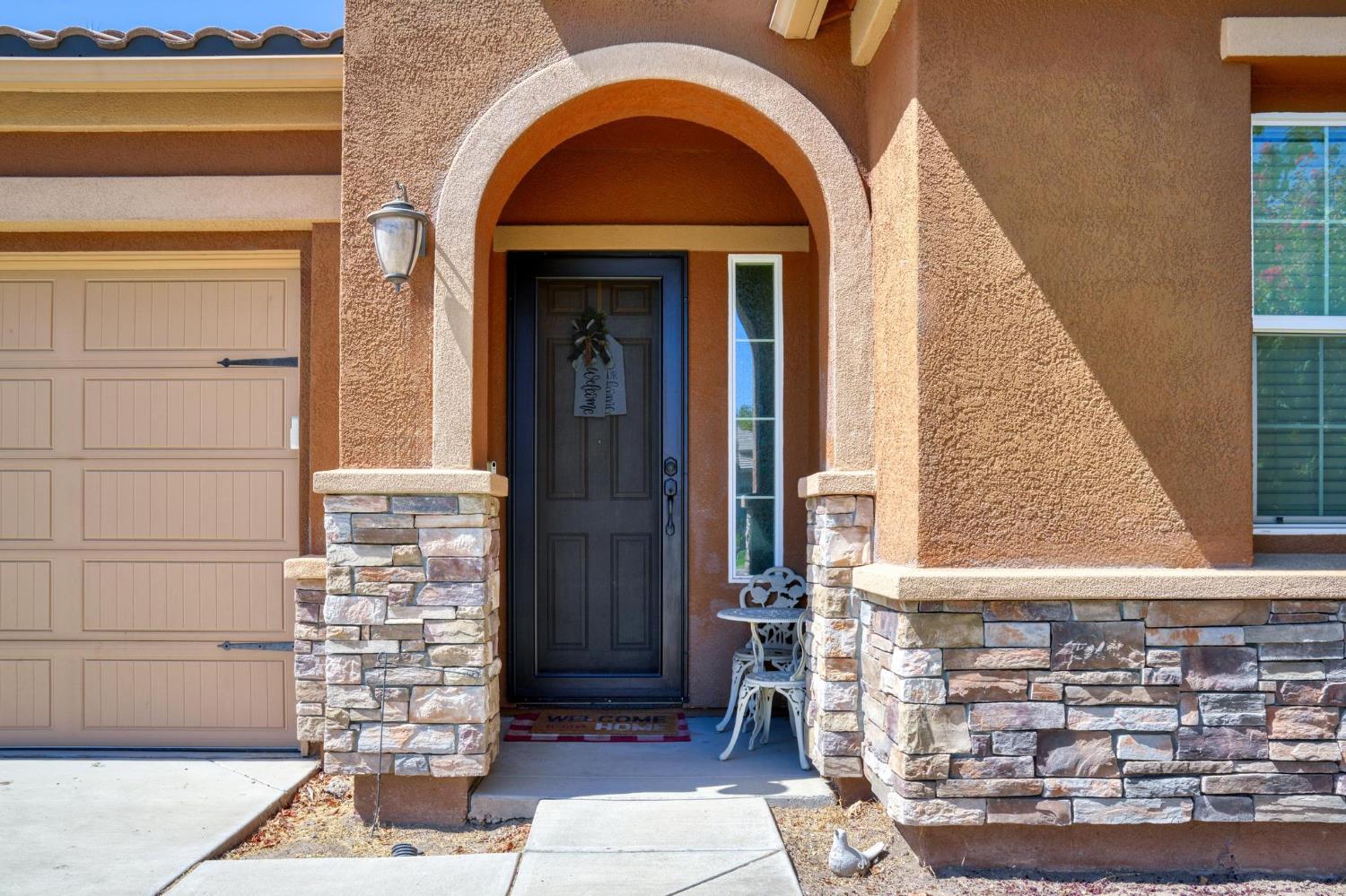 565 Sepp Court Ripon, CA 95366 - Photo 9 of 48 Gallery Image 9