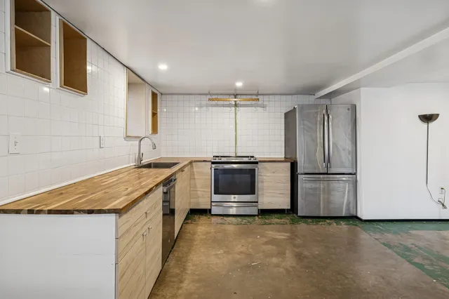 $2,050 | 855 Rose Park Drive, Nashville, TN 37206