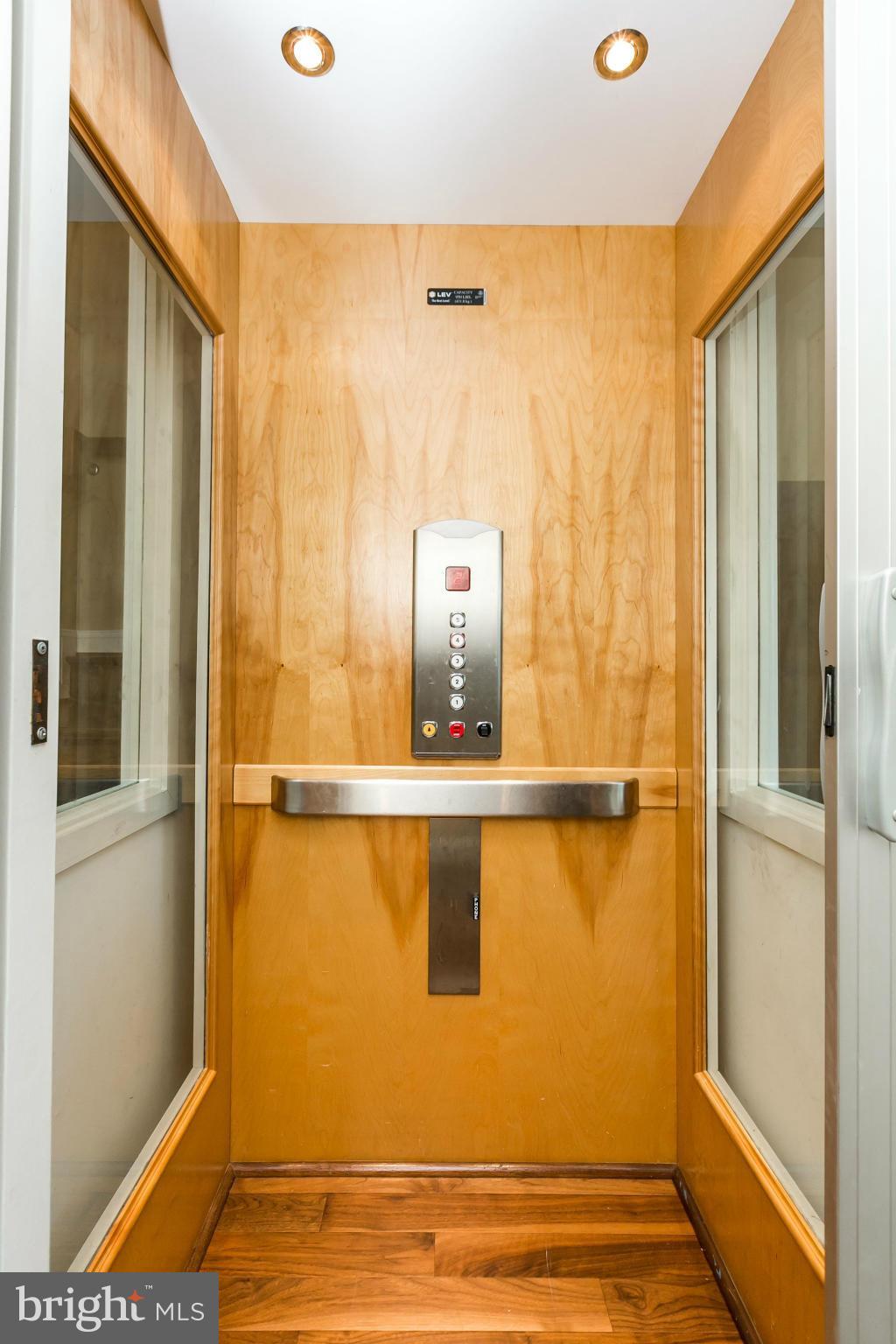 639 Ponte Villas South, Unit 128 Baltimore, MD 21230 - Photo 15 of 46 a view of a bathroom with a tub and shower
