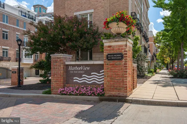 $8,500 | 639 Ponte Villas South, Unit 128, Baltimore, MD 21230