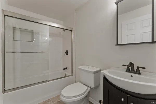 $245,000 | 507 Buffalo Court, Nappanee, IN 46550