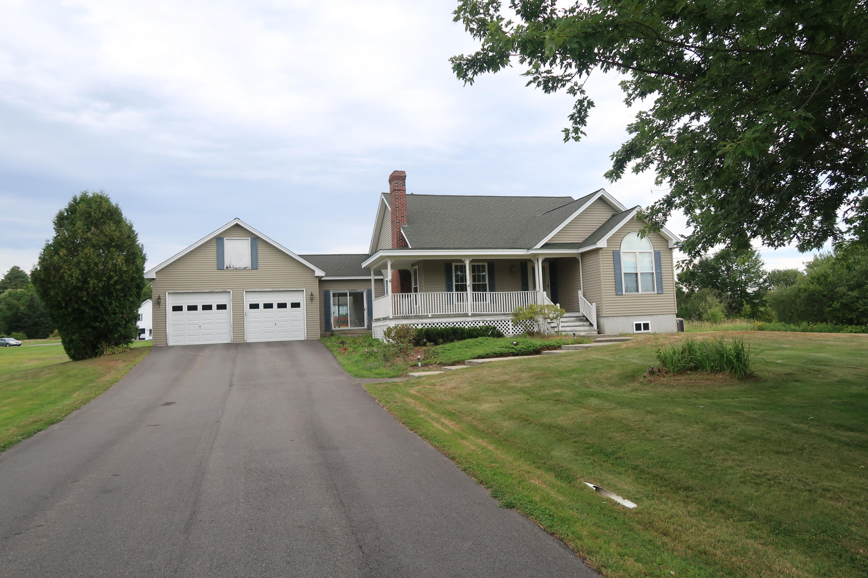 48 Field Road Sidney, ME 04330 - Photo 1 of 20 IMG_0590