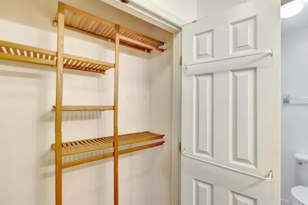 $1,995 | 207 Lynton Court, Goose Creek, SC 29445