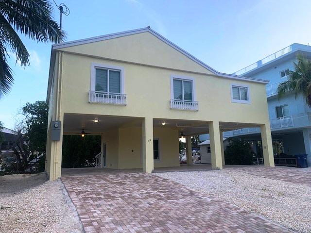9 Center Lane Key Largo, FL 33037 - Photo 1 of 36 Front view angle 1