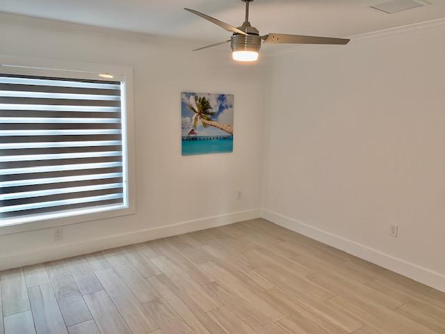 9 Center Lane Key Largo, FL 33037 - Photo 20 of 36 Bedroom 3 angle 1