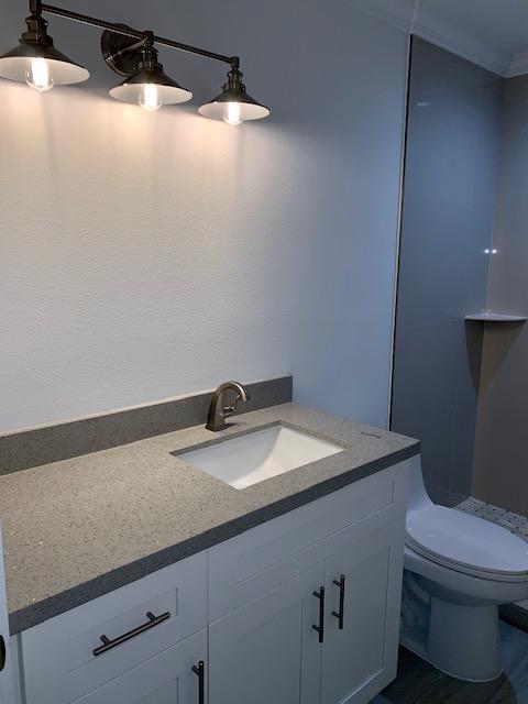 9 Center Lane Key Largo, FL 33037 - Photo 23 of 36 Guest Bathroom angle 2