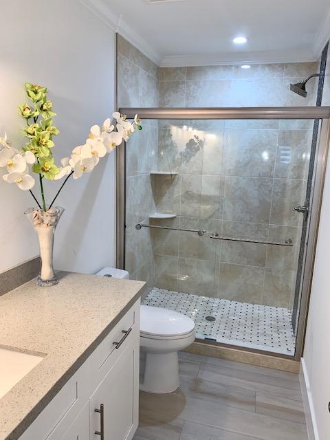 9 Center Lane Key Largo, FL 33037 - Photo 26 of 36 Master bath angle 1