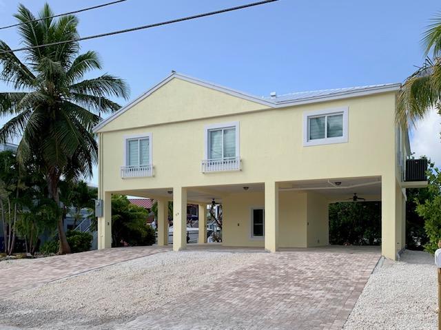 9 Center Lane Key Largo, FL 33037 - Photo 3 of 36 Front right View angle 1
