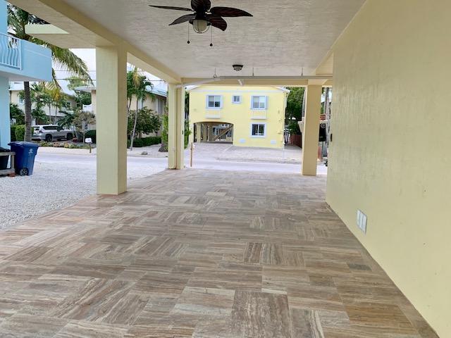 9 Center Lane Key Largo, FL 33037 - Photo 4 of 36 Carport 1