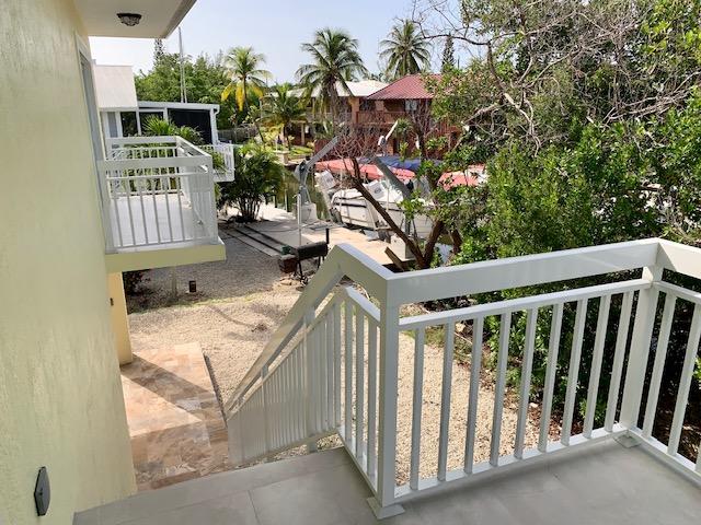 9 Center Lane Key Largo, FL 33037 - Photo 9 of 36 Main stairs to home