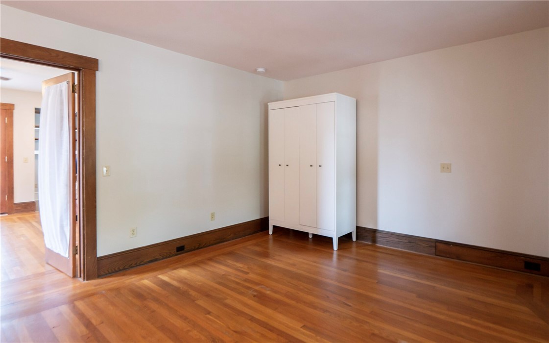 446 Broadway, Unit B Newport, RI 02840 - Photo 17 of 20