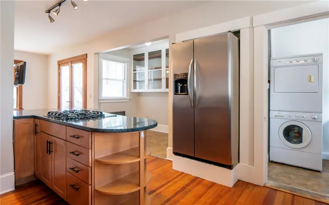 $2,500 | 446 Broadway, Unit B, Newport, RI 02840