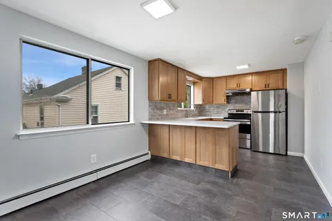 $3,400 | 1103 Shippan Avenue, Unit 2, Stamford, CT 06902