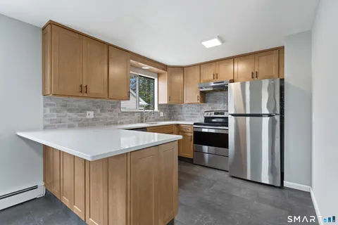 $3,400 | 1103 Shippan Avenue, Unit 2, Stamford, CT 06902