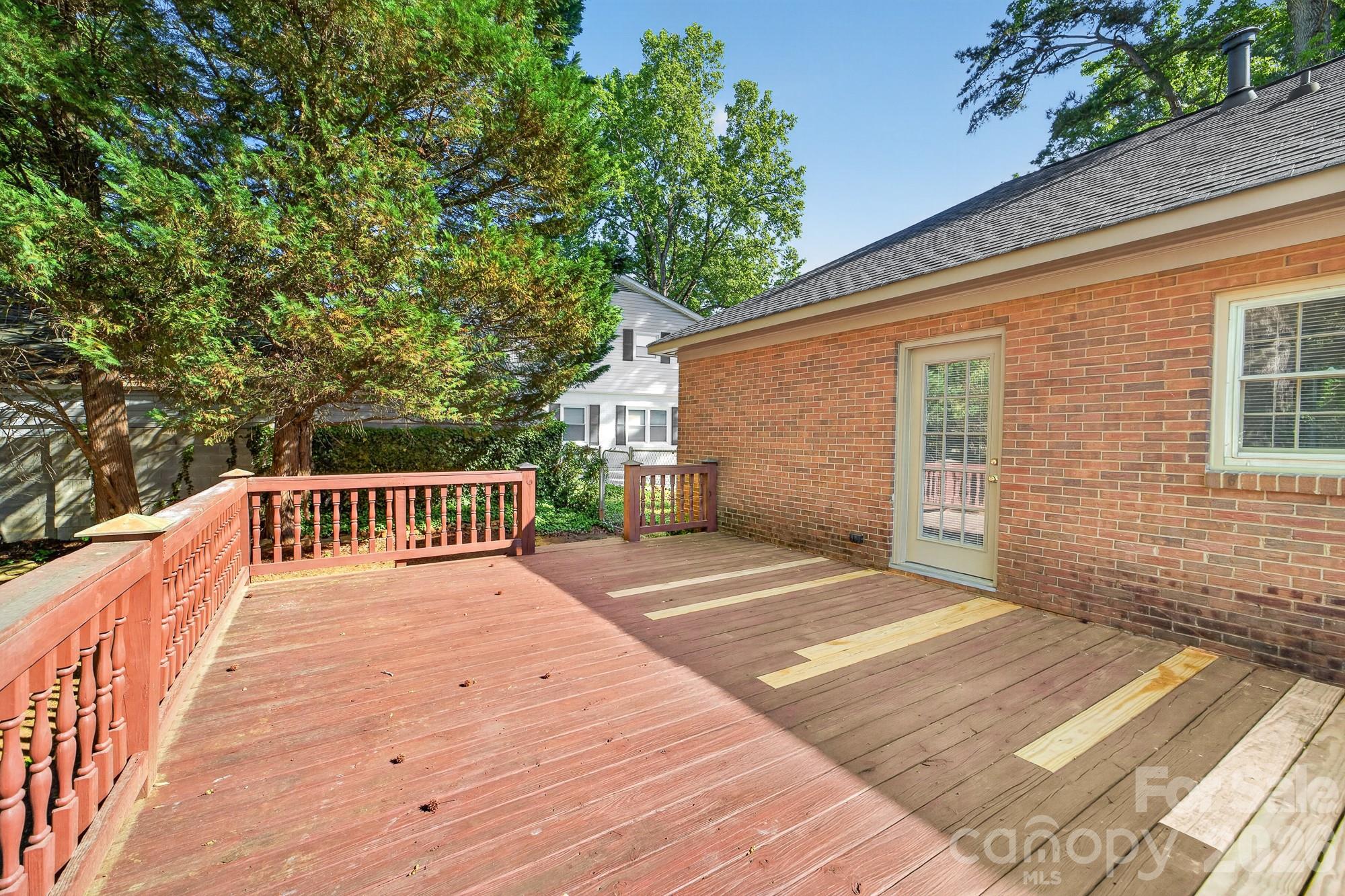 7516 Watercrest Road Charlotte, NC 28210 - Photo 38 of 42 Gallery Image 38