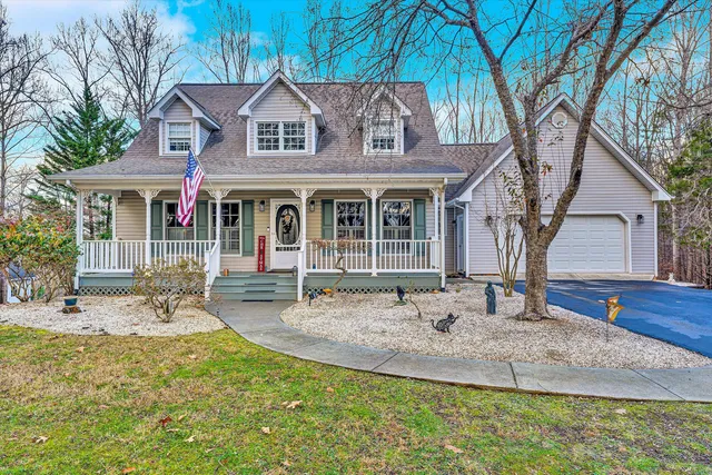 $599,900 | 101 Briarcliff Drive, Moneta, VA 24121