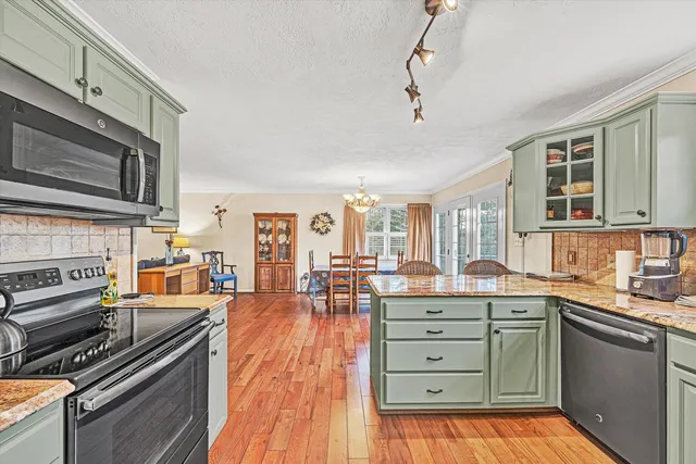 $599,900 | 101 Briarcliff Drive, Moneta, VA 24121