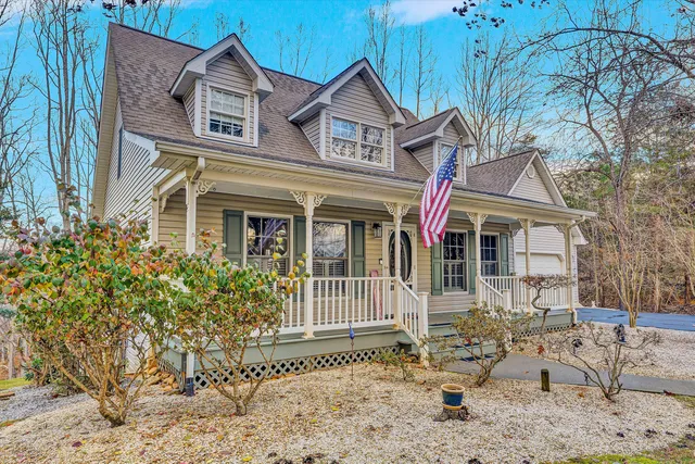 $599,900 | 101 Briarcliff Drive, Moneta, VA 24121