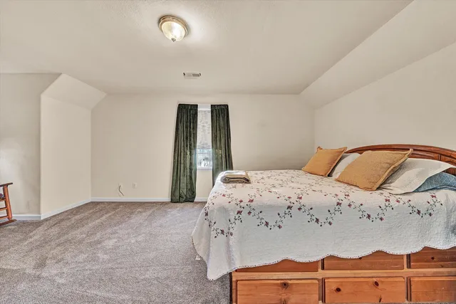 $599,900 | 101 Briarcliff Drive, Moneta, VA 24121