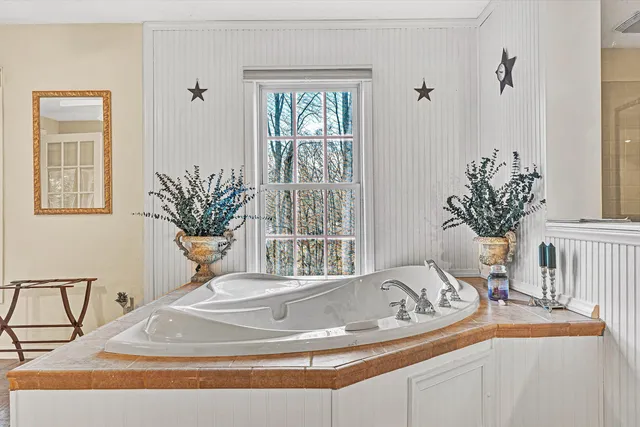 $599,900 | 101 Briarcliff Drive, Moneta, VA 24121