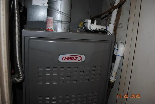 $172,900 | 1539 Willowbrook Street, Lancaster, TX 75134