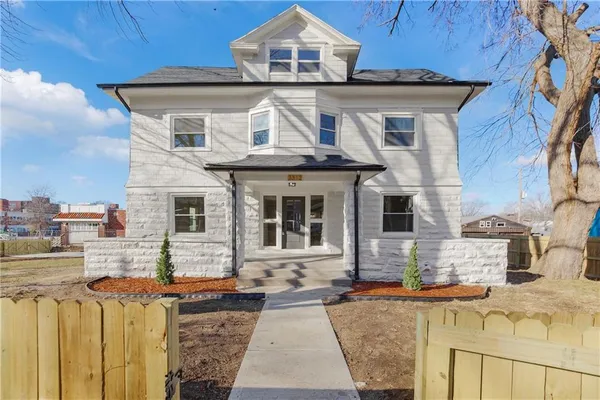 $540,000 | 3312 Holmes Street, Kansas City, MO 64109
