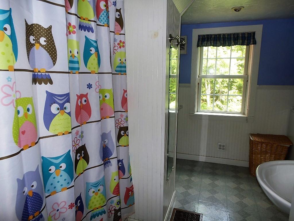 90 Silver Lake Road Tilton, NH 03276 - Photo 20 of 30