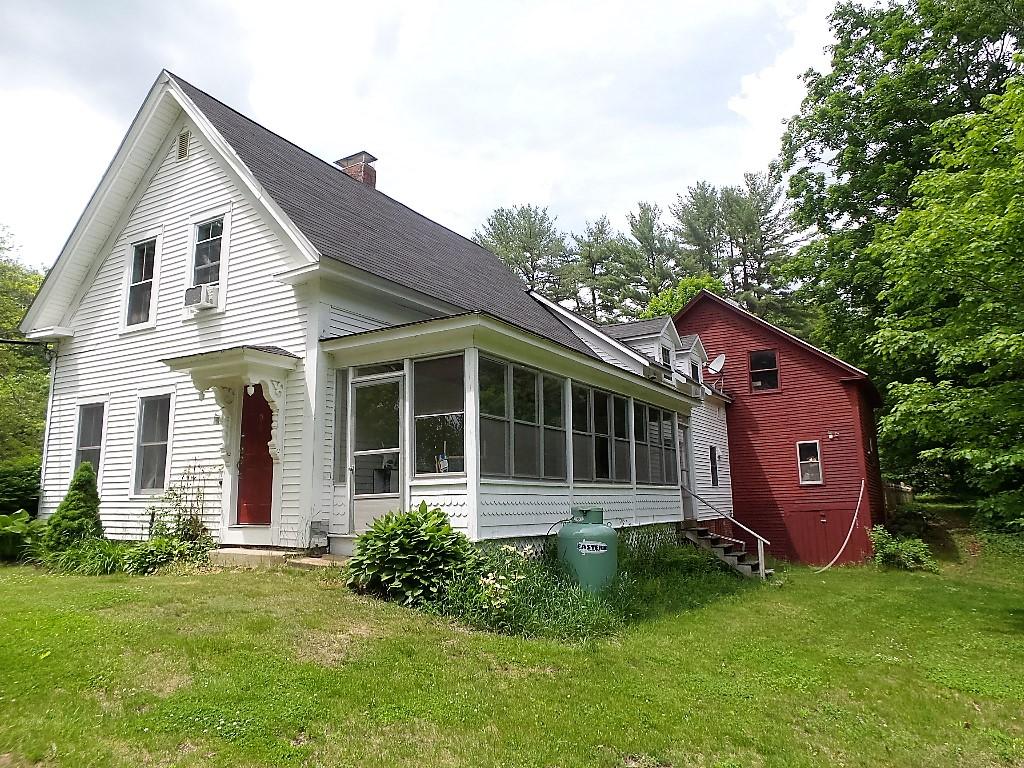90 Silver Lake Road Tilton, NH 03276 - Photo 3 of 30