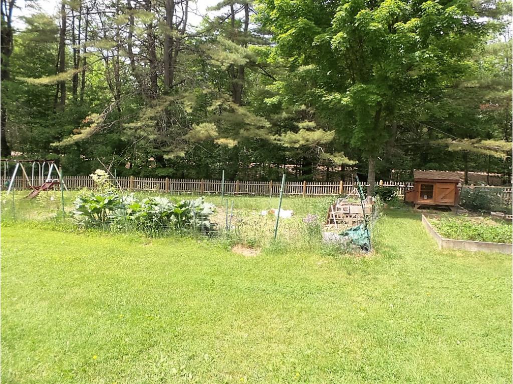 90 Silver Lake Road Tilton, NH 03276 - Photo 5 of 30