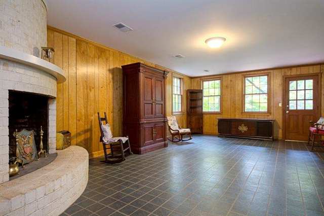 1111 Parkins Mill Road Greenville, SC 29607 - Photo 12 of 17