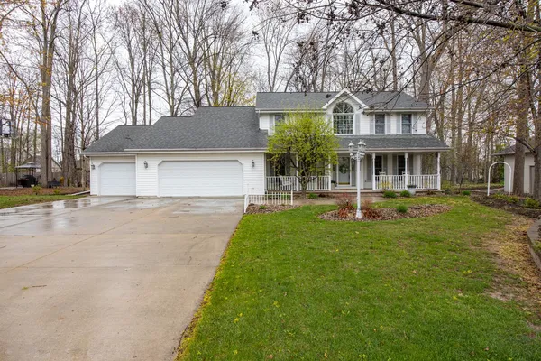 $475,000 | W5940 Moonflower Drive, Appleton, WI 54915