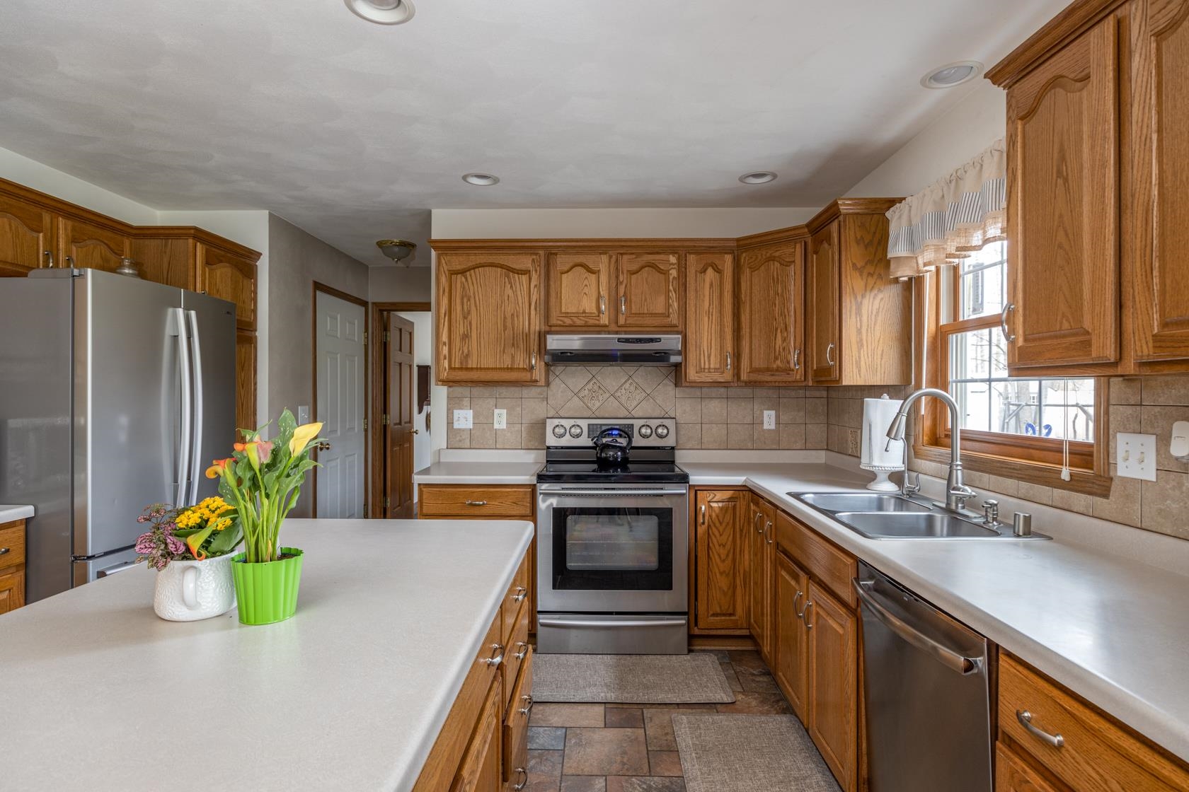 W5940 Moonflower Drive Appleton, WI 54915 - Photo 4 of 51