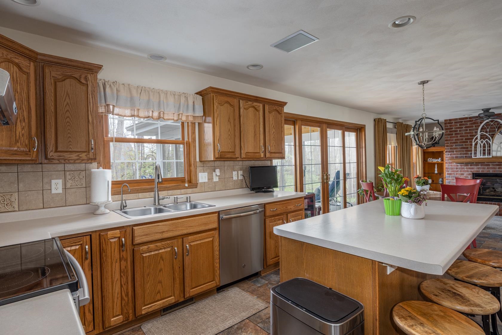 W5940 Moonflower Drive Appleton, WI 54915 - Photo 6 of 51