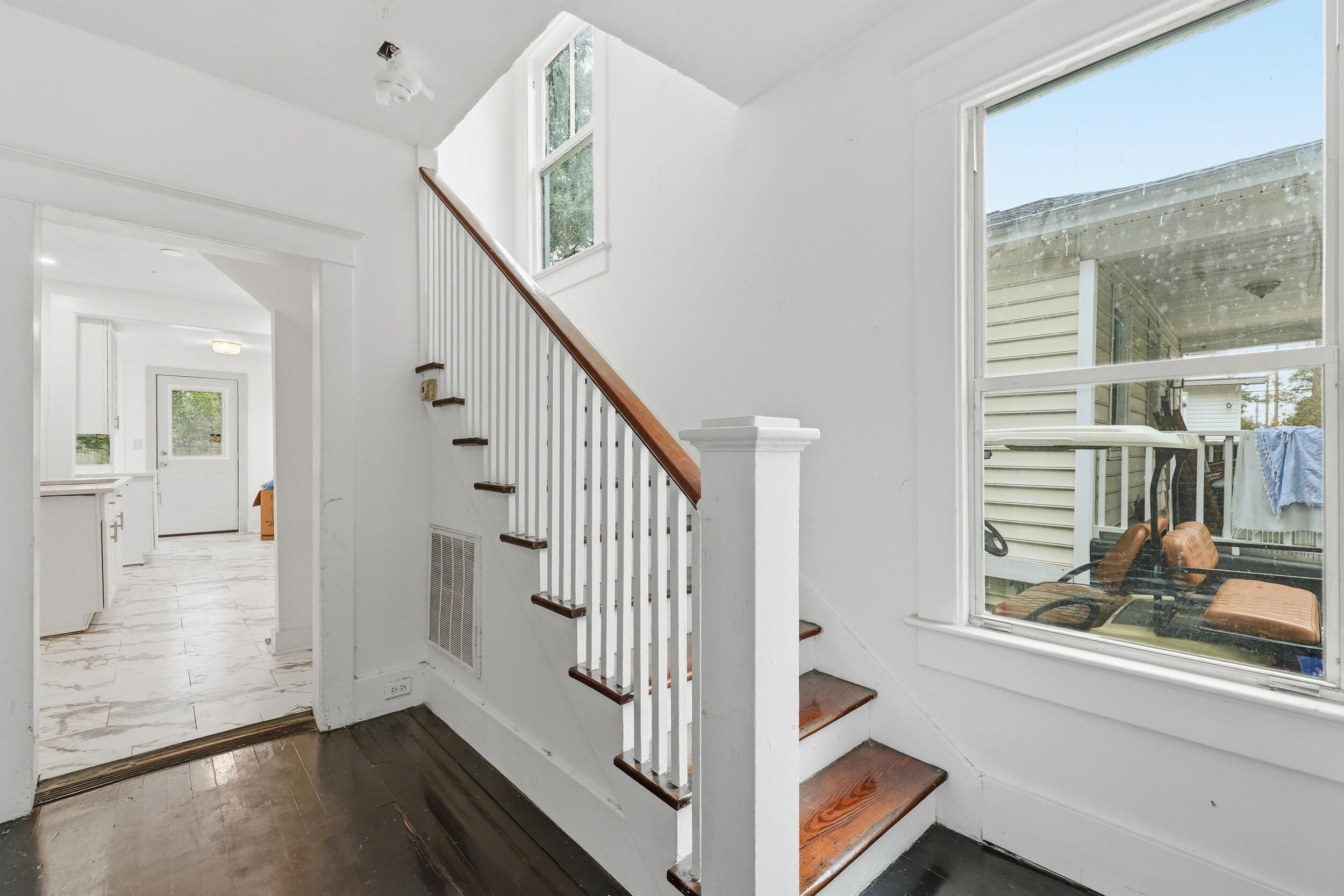 15 Poplar Street Charleston, SC 29403 - Photo 4 of 60 33_ecp_018