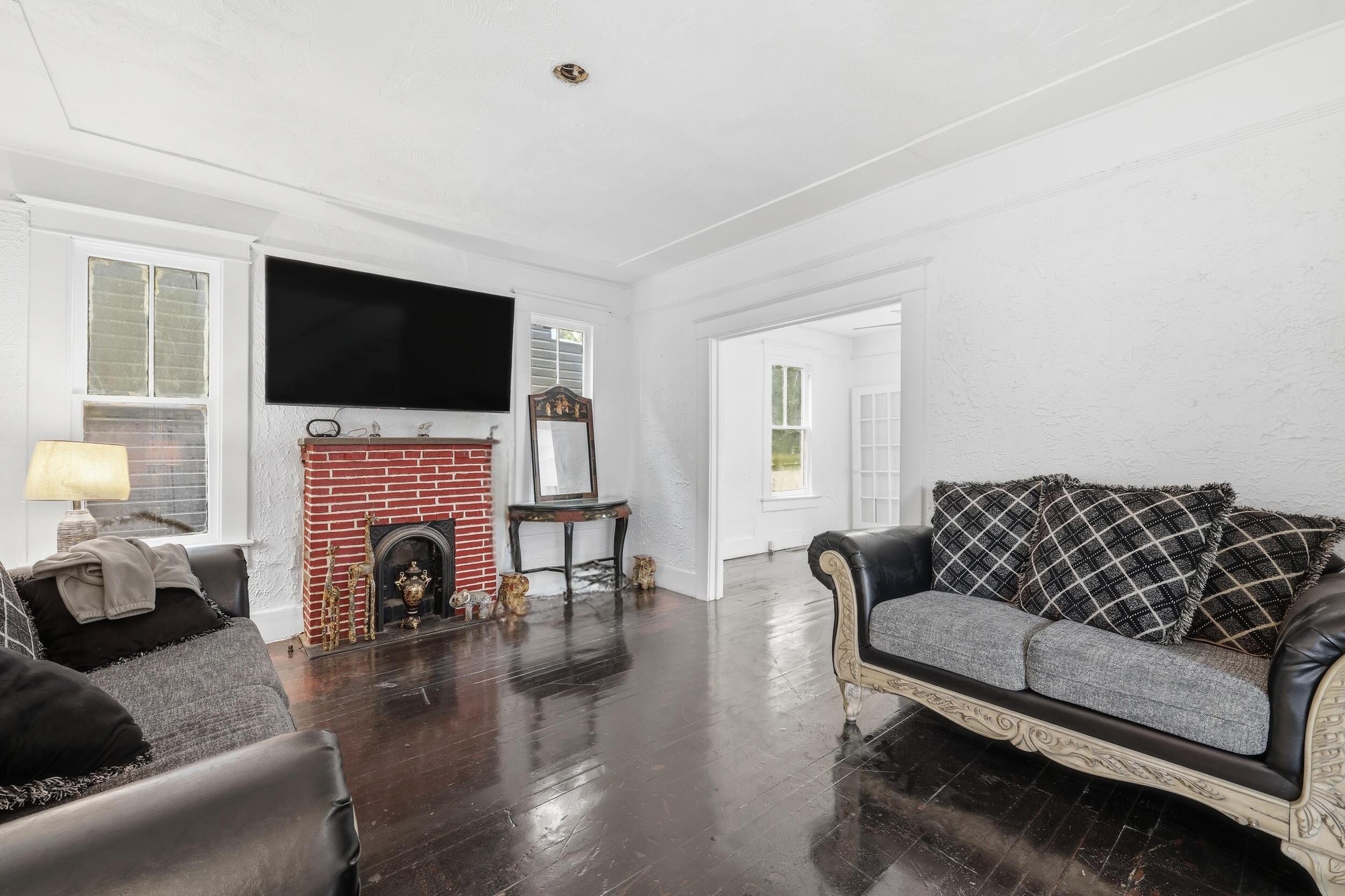 15 Poplar Street Charleston, SC 29403 - Photo 6 of 60 17_ecp_002