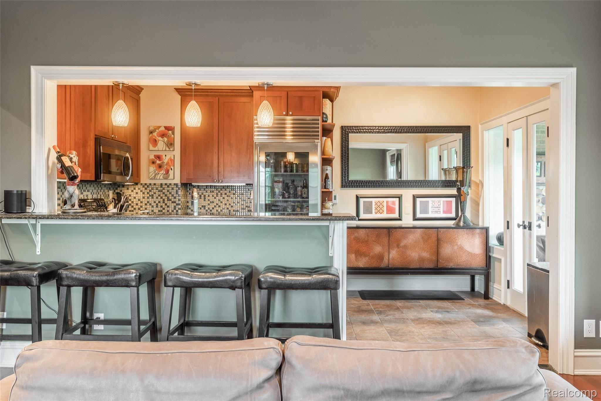 327 Southfield Road, Unit 3BN Birmingham, MI 48009 - Photo 4 of 25 Southfield-11.jpg